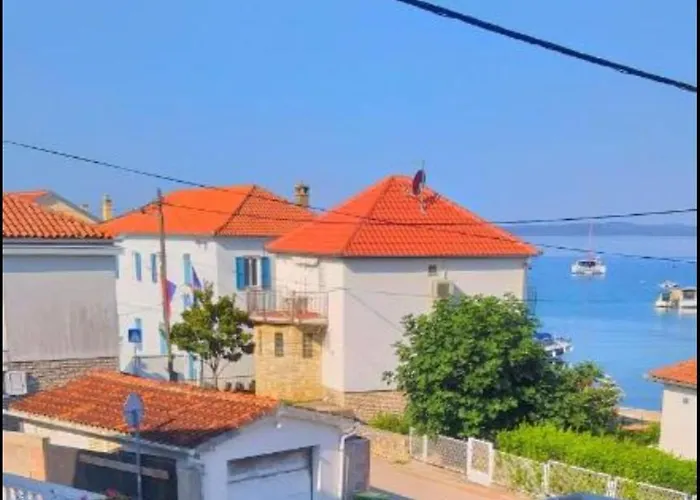 Cute Seaview Lejlighed